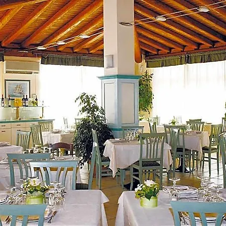 Secret Village 4* بودوني